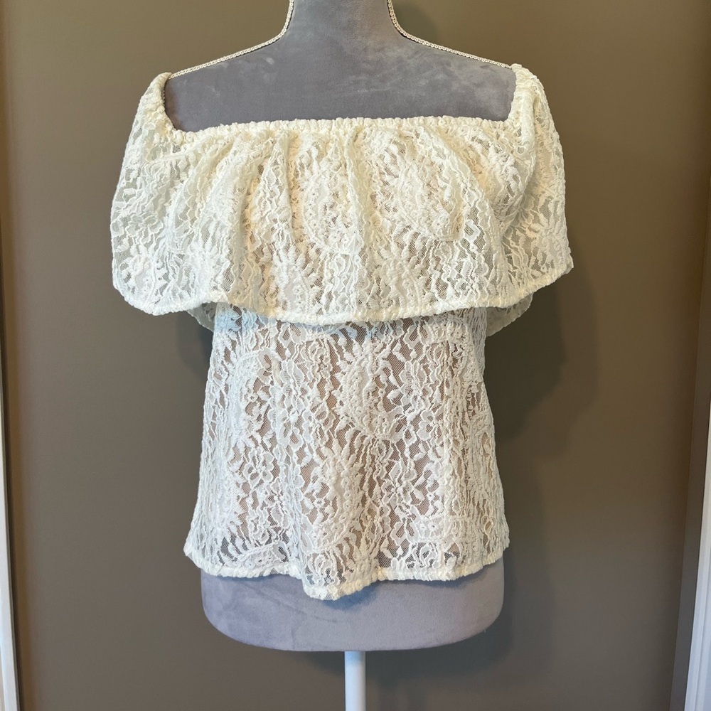 Anama for Anthropologie Cream Lace Boho off shoulder Romantic Ruffle‎ Top sz M